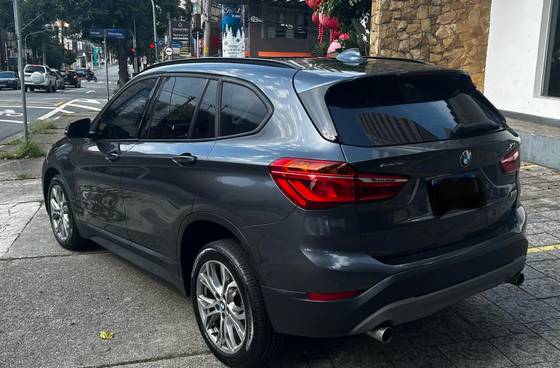 BMW X1 2.0 16V TURBO ACTIVEFLEX SDRIVE20I X-LINE 4P AUTOMÁTICO BMW X1 2.0 16V TURBO ACTIVEFLEX SDRIVE20I X-LINE 4P AUTOMÁTICO